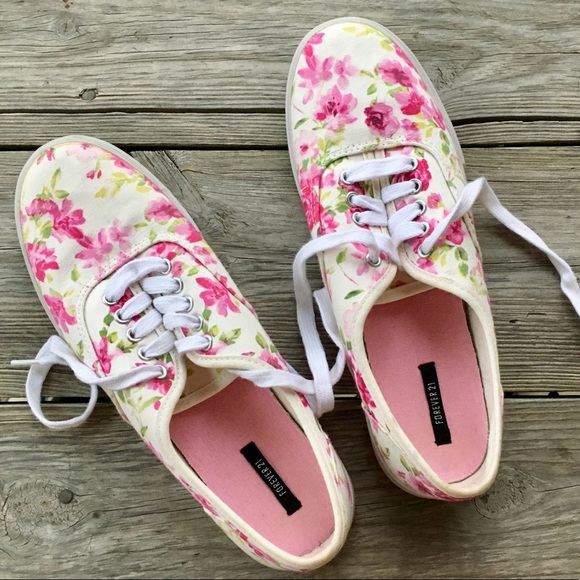 floral tennis shoes